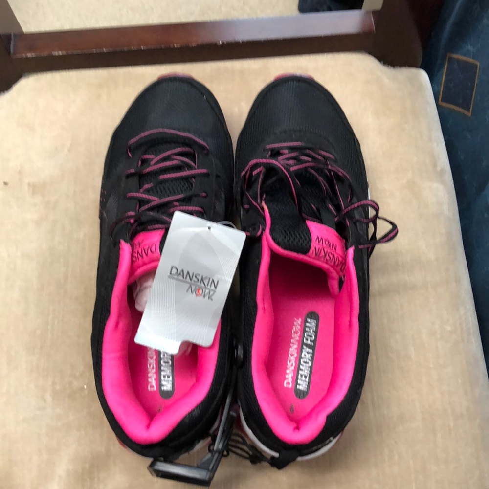 Brand new Dan skin now sneakers!